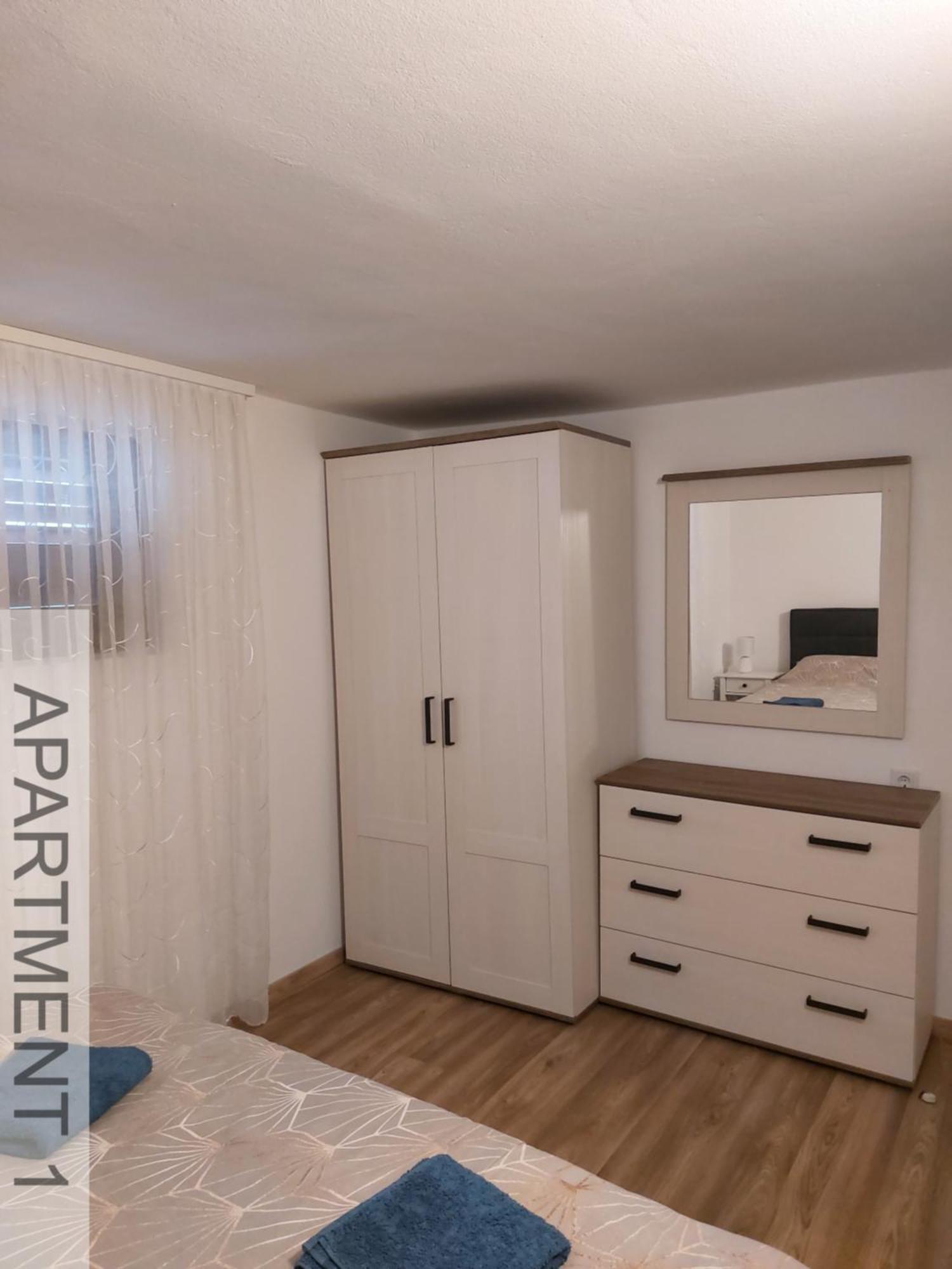 Apartmani Denis Stara Baška Eksteriør bilde