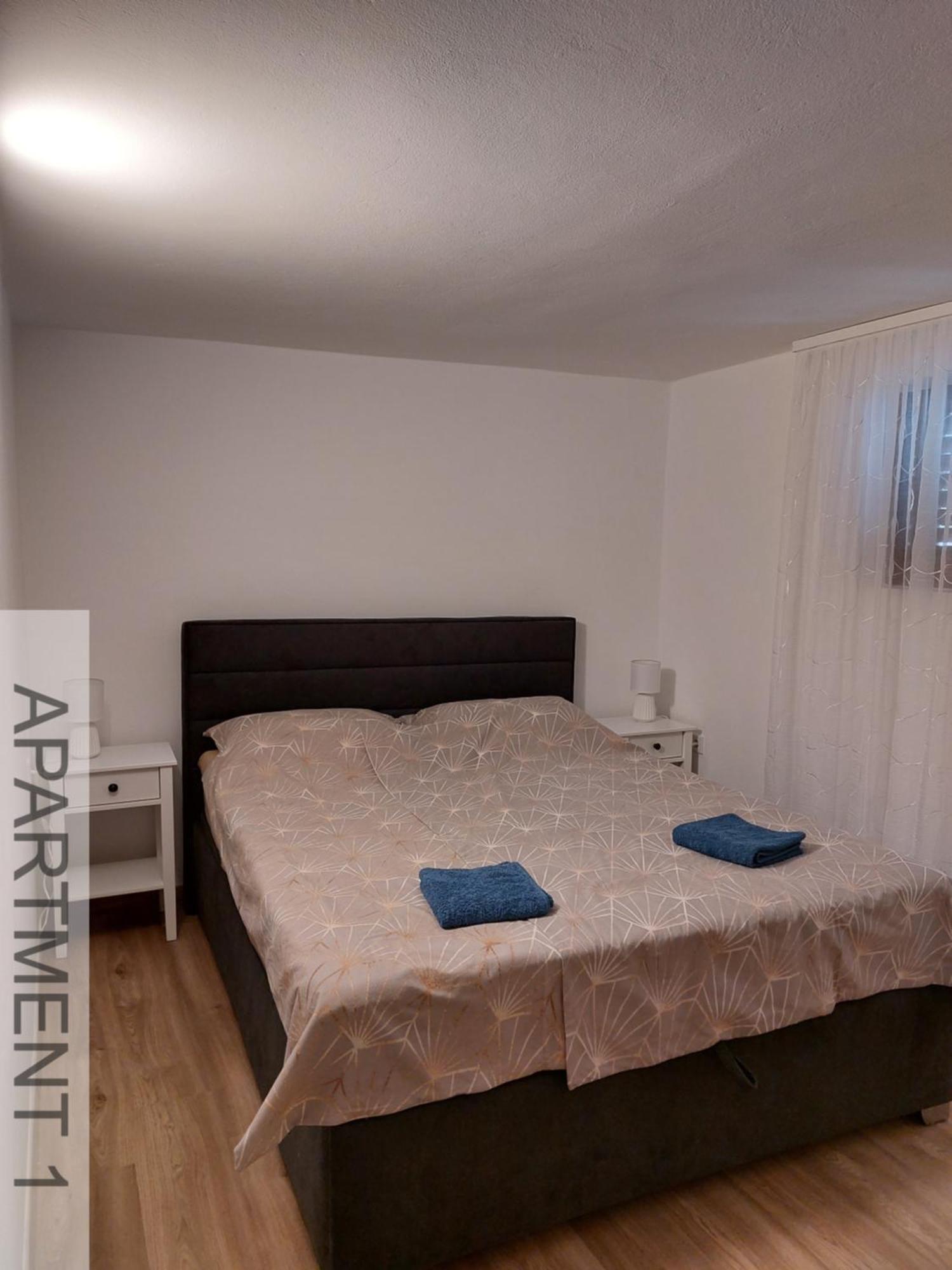 Apartmani Denis Stara Baška Eksteriør bilde